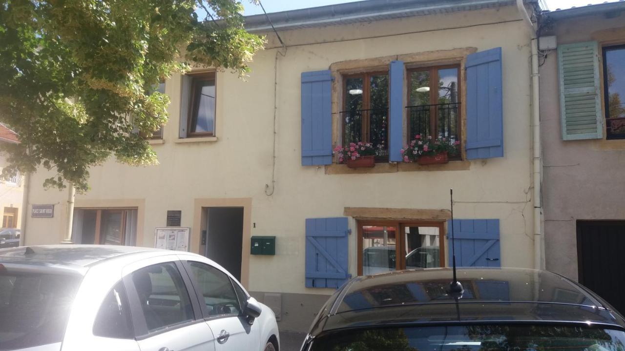Logement Au Calme F2 Metz Bagian luar foto